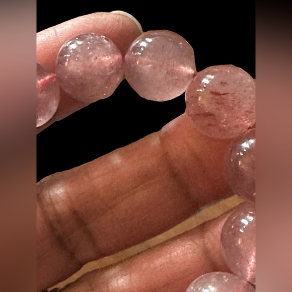 Strawberry Quartz 13.5mm Bead Bracelet - Picture 4 of 7